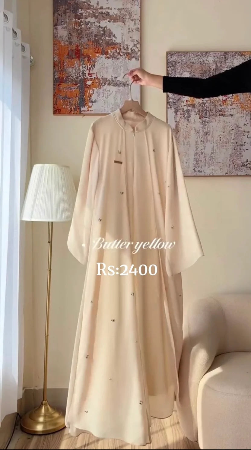 Pack Of 4 Abaya With Scarf